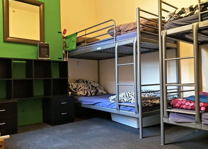 Landing Pads Brunswick Hostel Melbourne